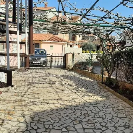 Appartement With Parking Space Valbandon, Fazana - 25203 Valbandon